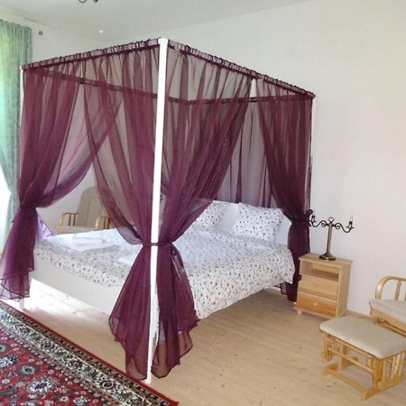 Hotel Kastiel Biela Dama A Cierny Rytier à Krompachy Extérieur photo