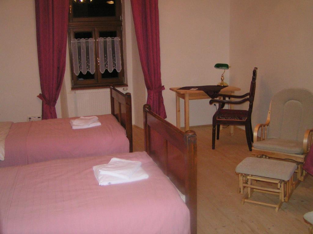 Hotel Kastiel Biela Dama A Cierny Rytier à Krompachy Chambre photo